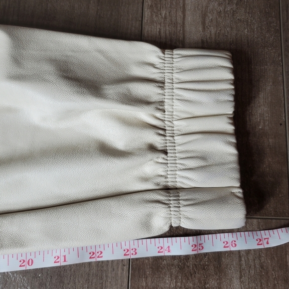 Calia by Carrie Underwood Faux Leather High Rise Jogger Cream Women's Large NWOT - Picture 8 of 16